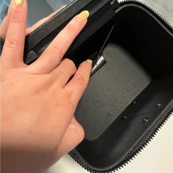 YSL Beauty Makeup Cosmetic Vanity Bag- Gold - Picture 11 of 11